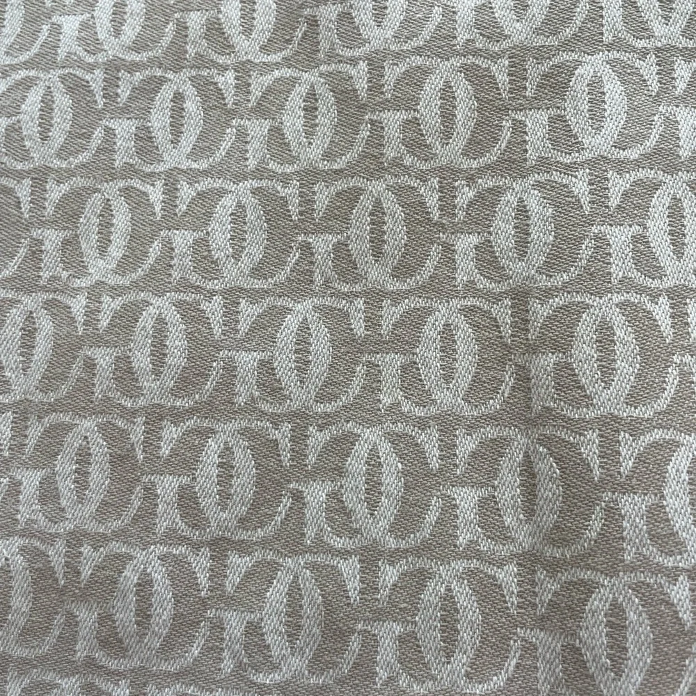 WILLIAMS SONOMA Grande Cuisine Monogram Jacquard Table Runner Plus 4 Nap…